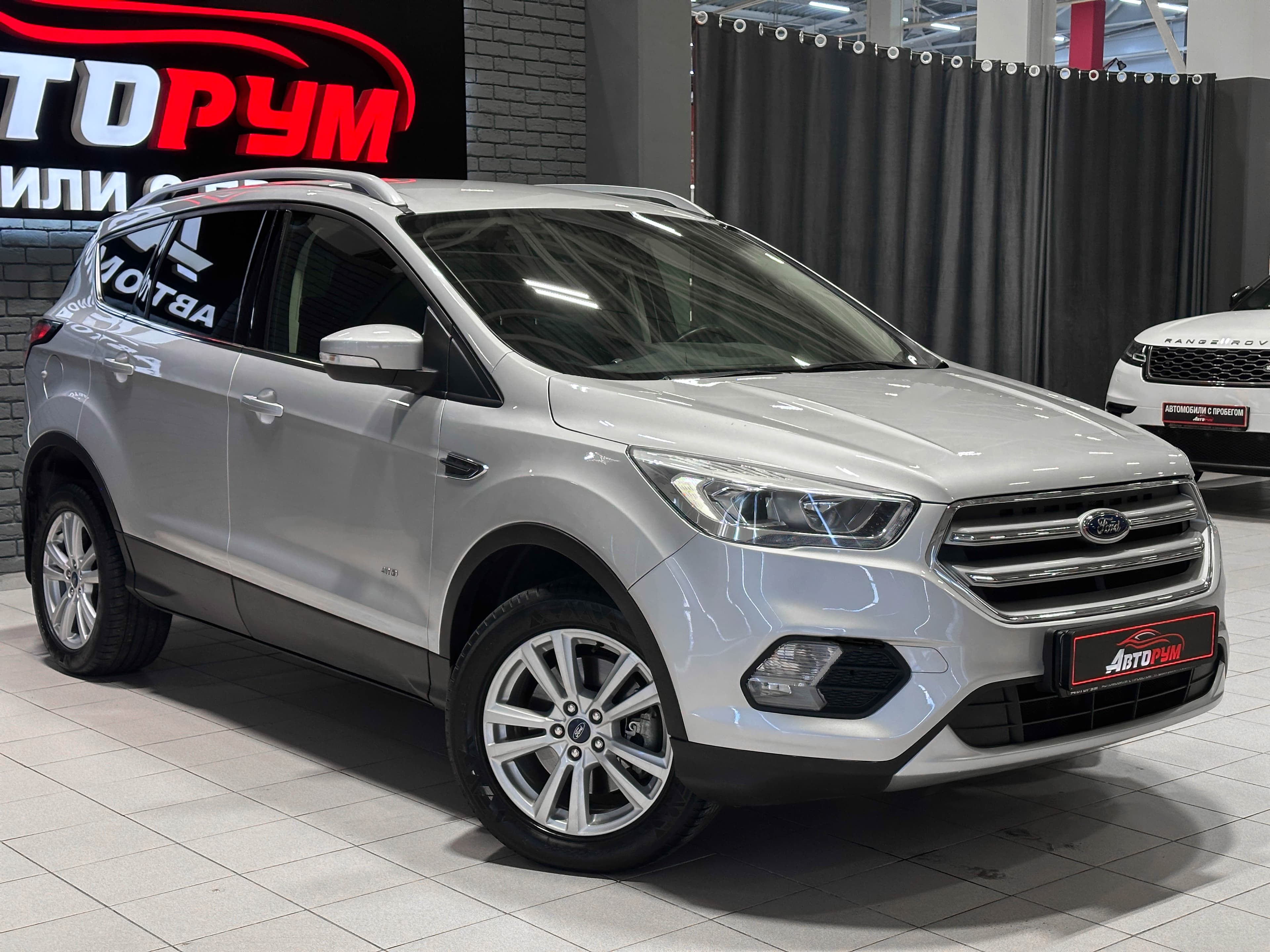 Ford Kuga - 5